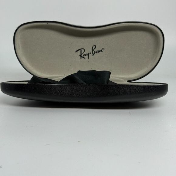 Ray Ban Universal Black Medium Hard Case for Sunglasses - Picture 2 of 2
